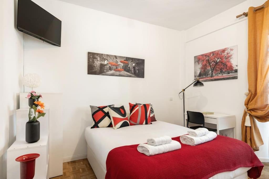 Studio Located In Puerta De Alcala - 2 Madrid Luaran gambar