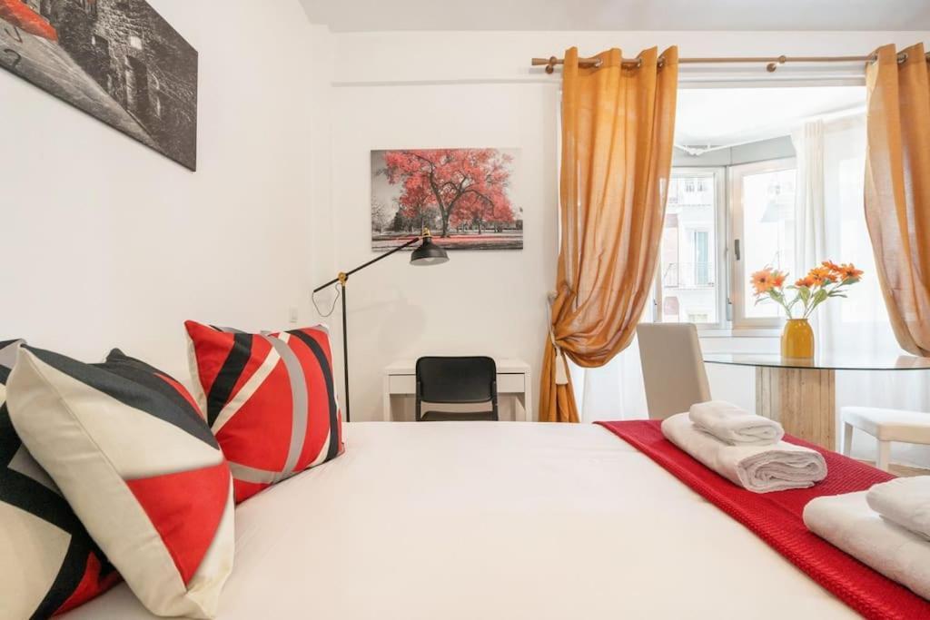 Studio Located In Puerta De Alcala - 2 Madrid Luaran gambar